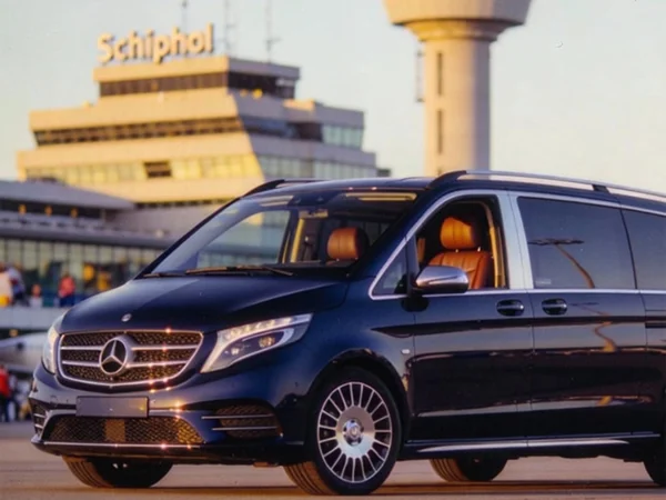 Amsterdam to Schiphol Airport Transfer Comfort & service