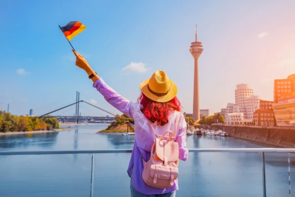 Amsterdam to Düsseldorf Convenient Luxury Transfer