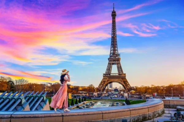 Amsterdam to Paris: Convenient Luxury Transfer