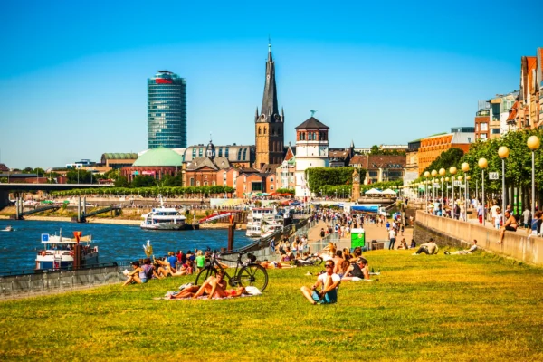 Private Dusseldorf to Amsterdam Transfer (Both Ways)