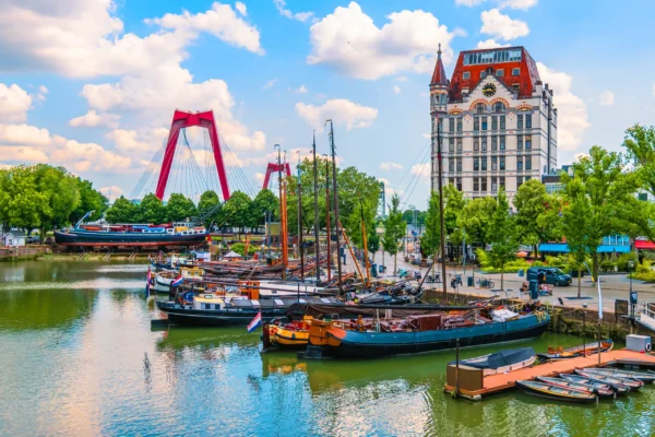 The Hague & Rotterdam: Past and Future Tour