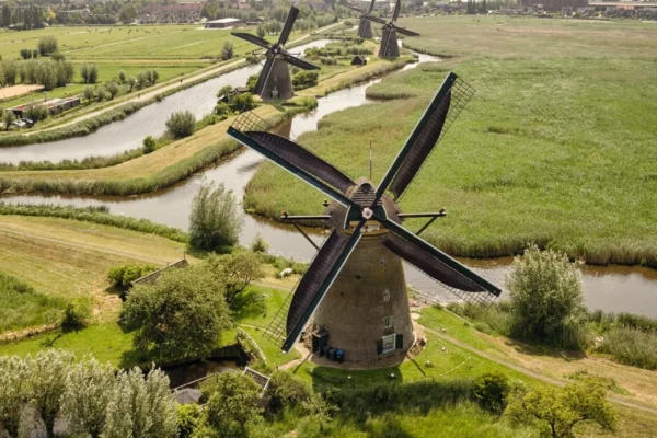 Rotterdam & Kinderdijk: Daytrip from Amsterdam